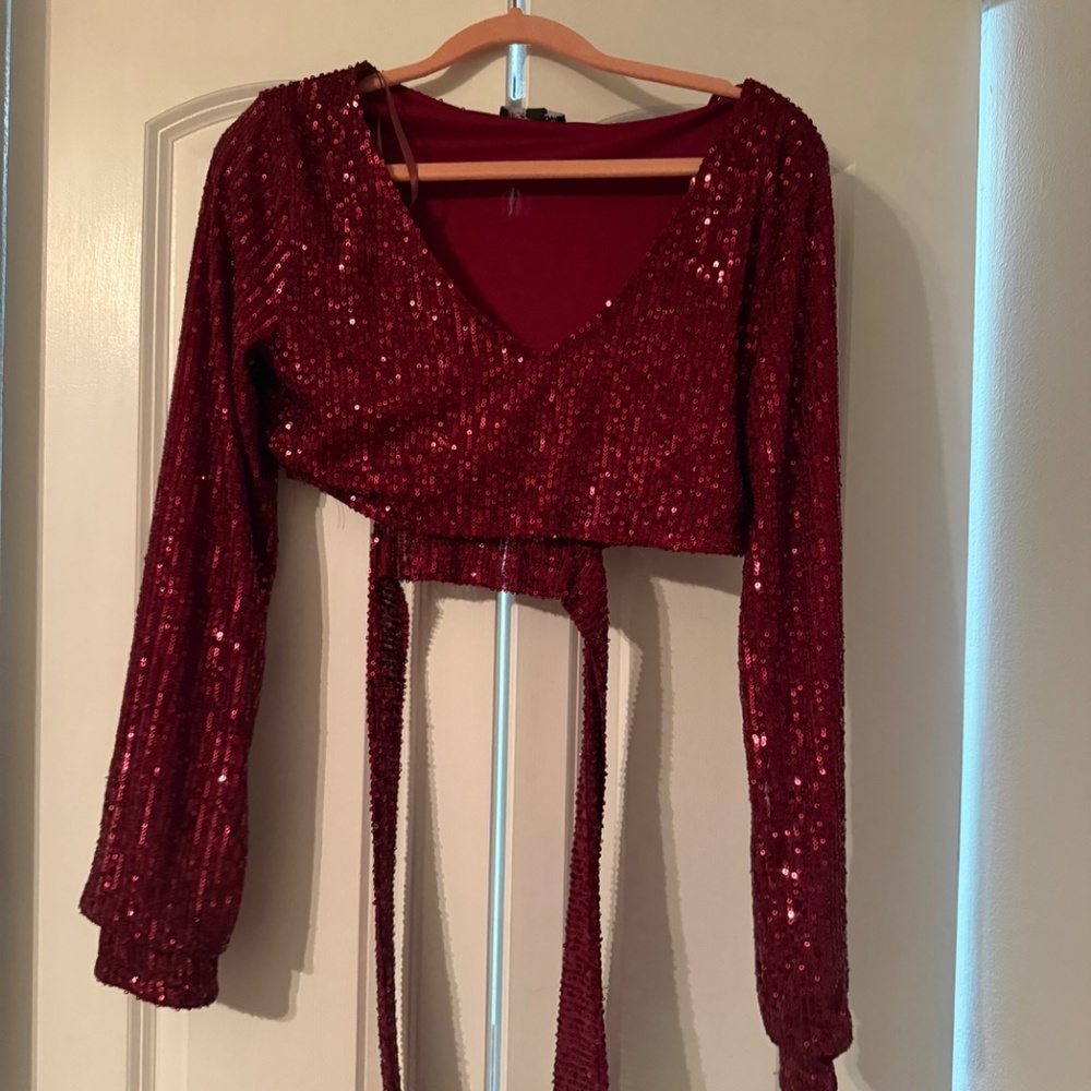 Two piece set - Picture 2 of 3